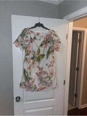 New York & Company White Floral Skirt with Yellow & Green Accents